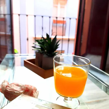 Lovely Center - Sunny Balcony Alfalf *